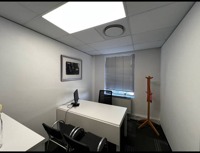 597M² OFFICE TO LET IN BELLVILLE CENTRAL